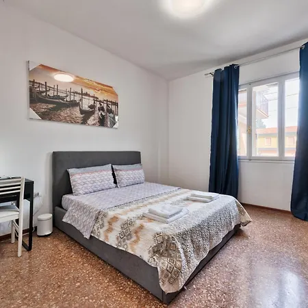 Guest house Cozy Best In City *